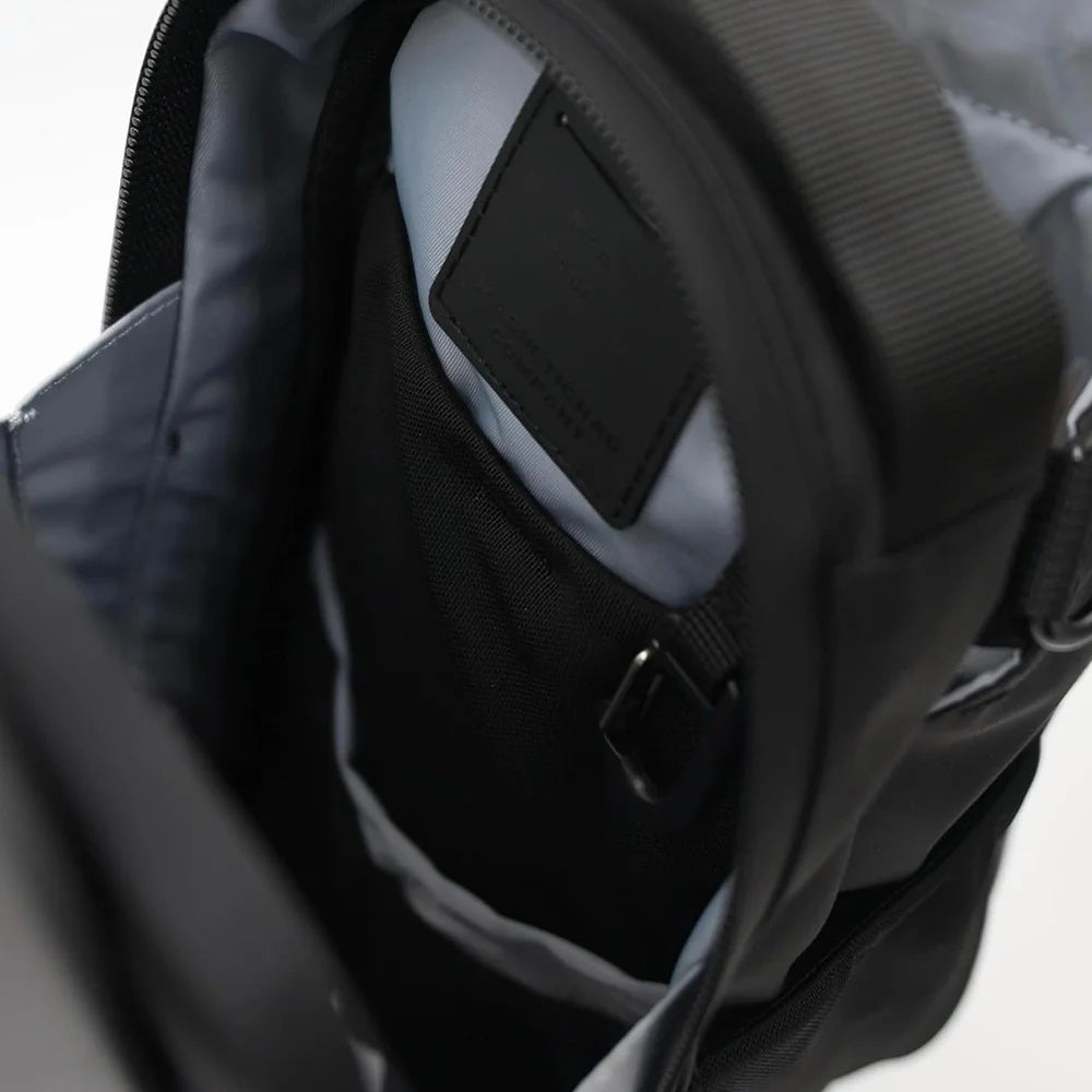 Magnetic Gym Bag